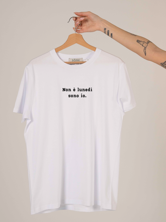 Non è lunedì, t-shirt in cotone organico